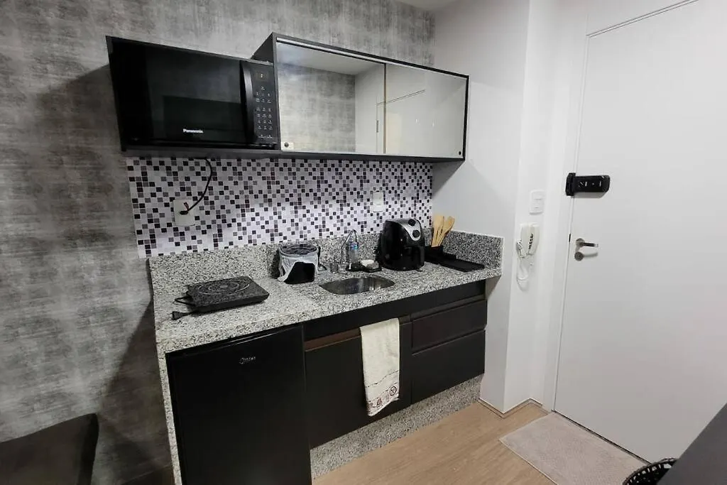 Studio Charmoso Metro Bras São Paulo